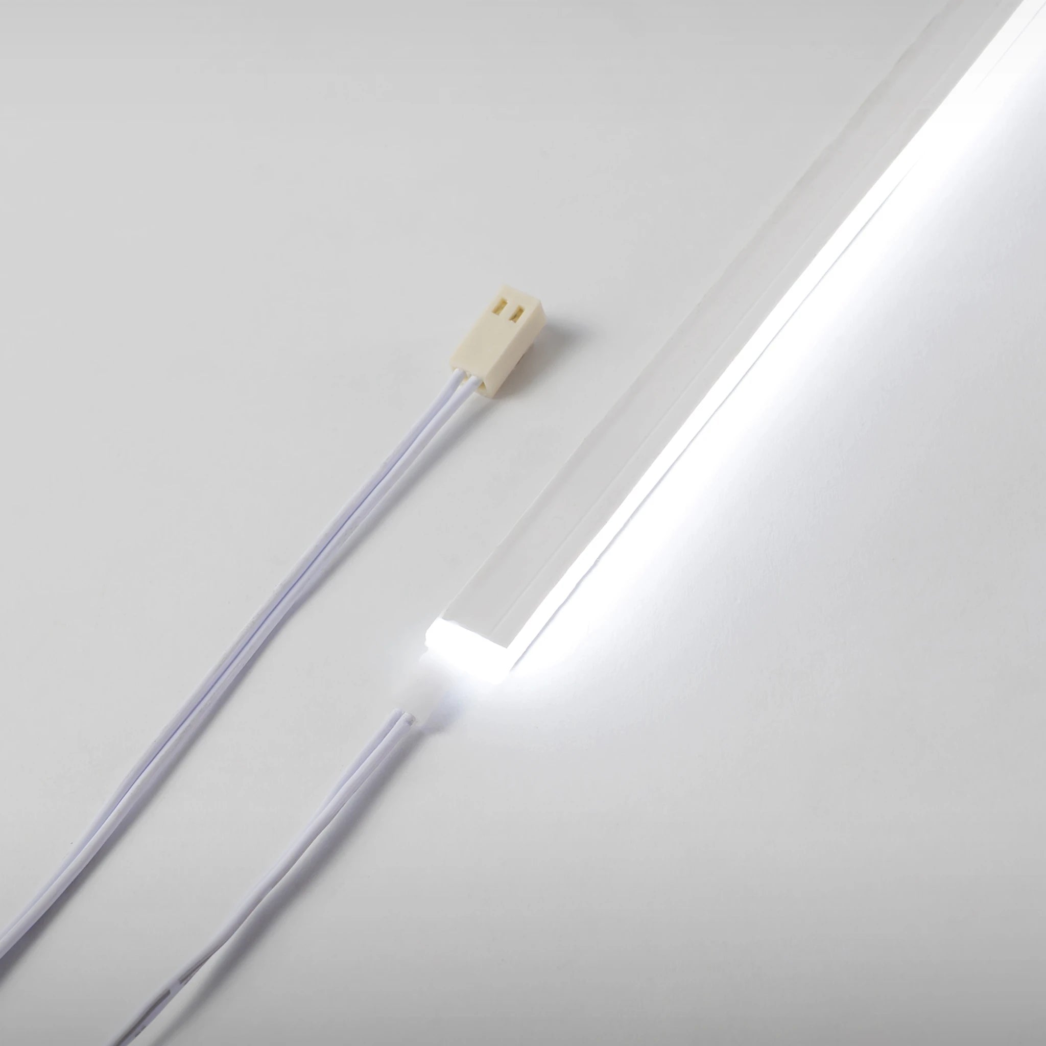 #Light colour_Cool White