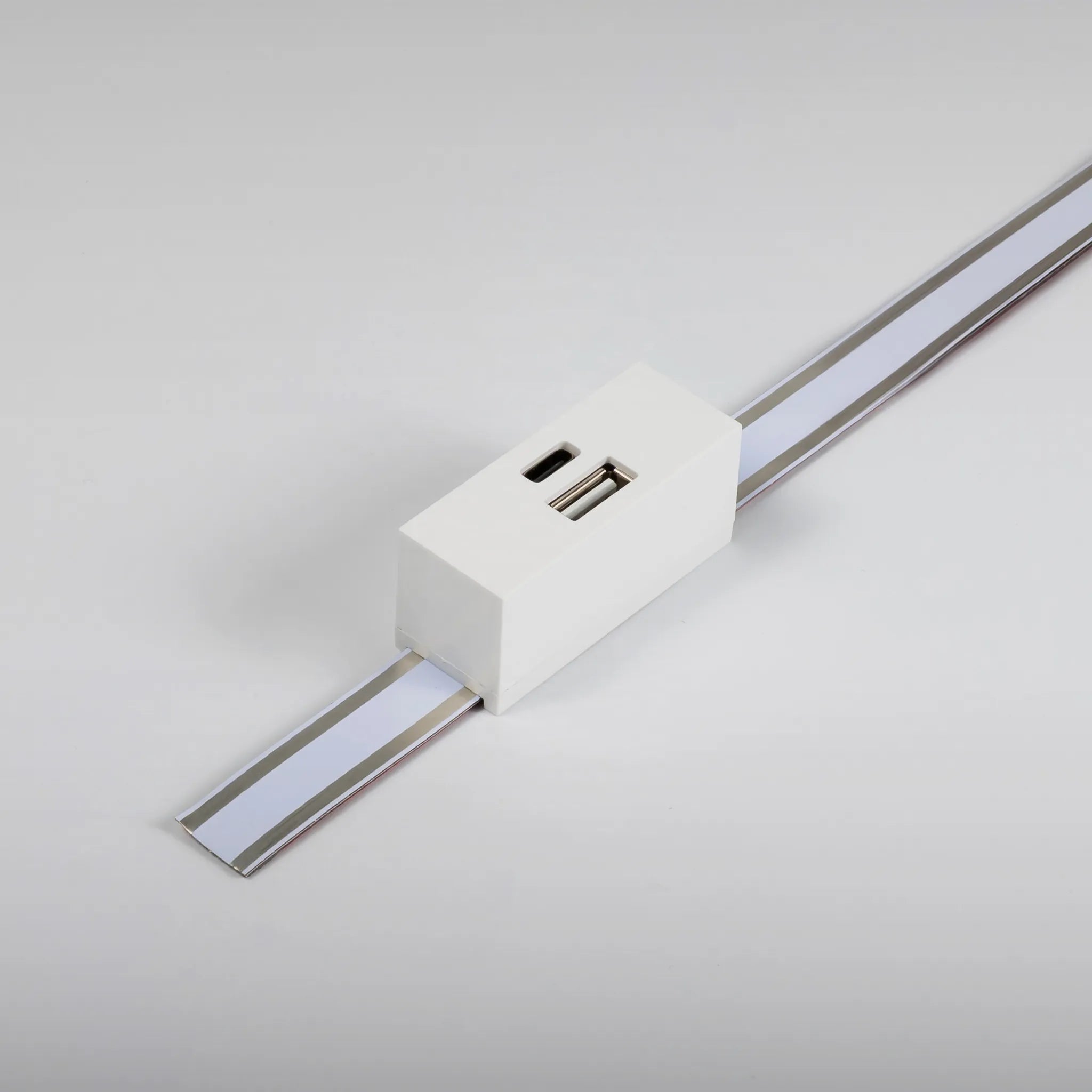 Affinity - Puerto de carga USB/USB-C