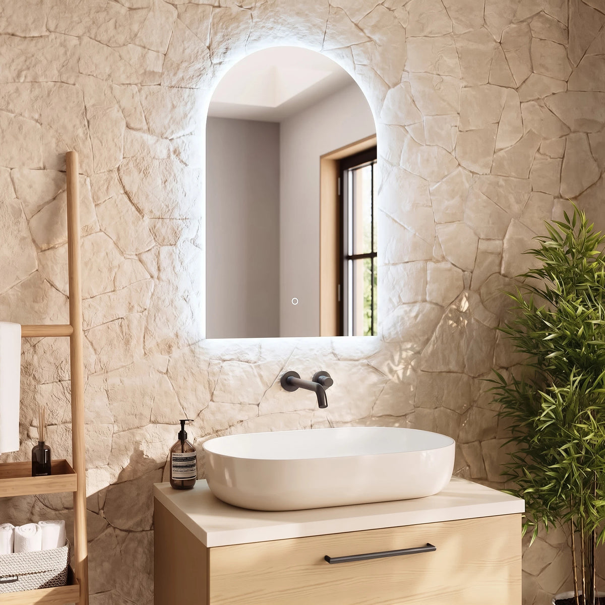 Arco Mistral